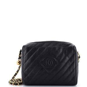Chanel Vintage Diamond Cc Camera #205565C38B